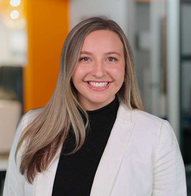 Gabrielle Veiga Headshot